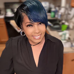 Meet your Posher, Helen